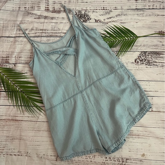Express Denim Chambray Sleeveless Romper - Picture 2 of 7